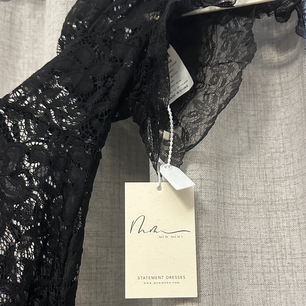 Mew Mews Malaz Flare Sleeve Lace Shrug - Picture 3 of 7